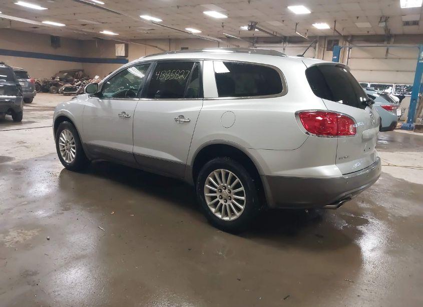 Photo 3 of 2011 Buick Enclave 1XL (VIN 5GAKVBED6BJ394734)