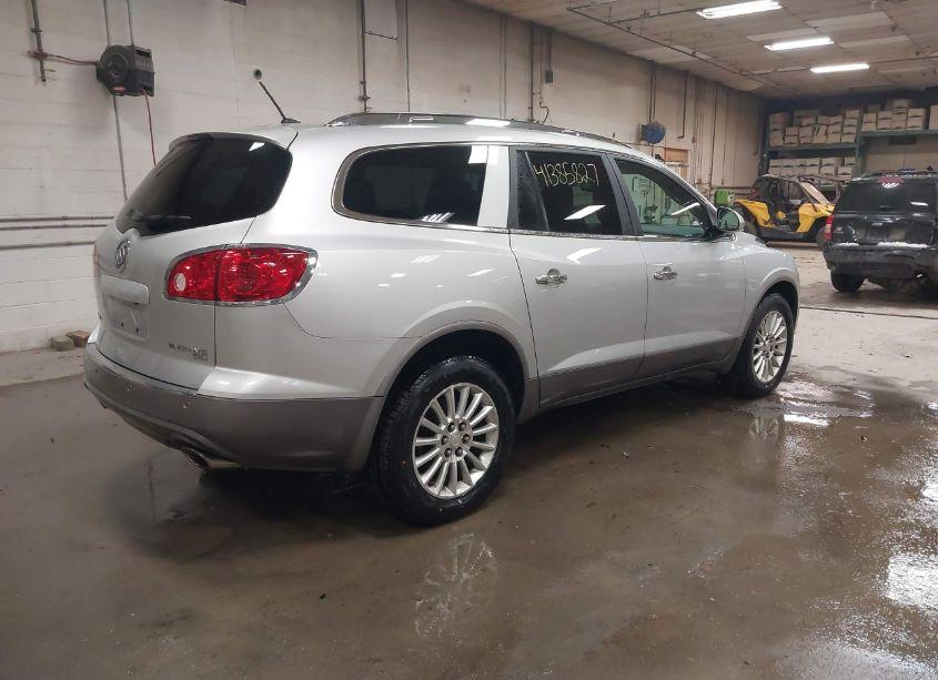 Photo 4 of 2011 Buick Enclave 1XL (VIN 5GAKVBED6BJ394734)