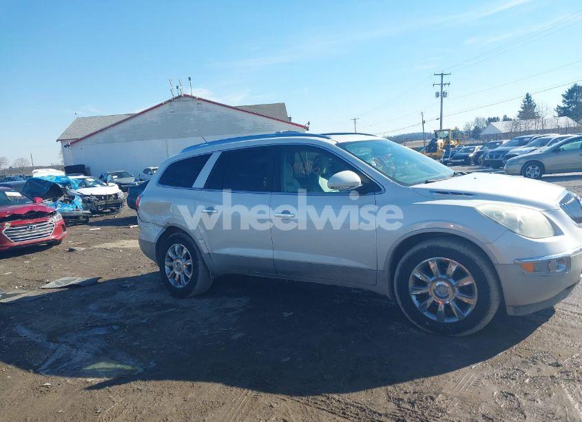 Photo 13 of 2011 Buick Enclave 1XL (VIN 5GAKVBED7BJ326684)