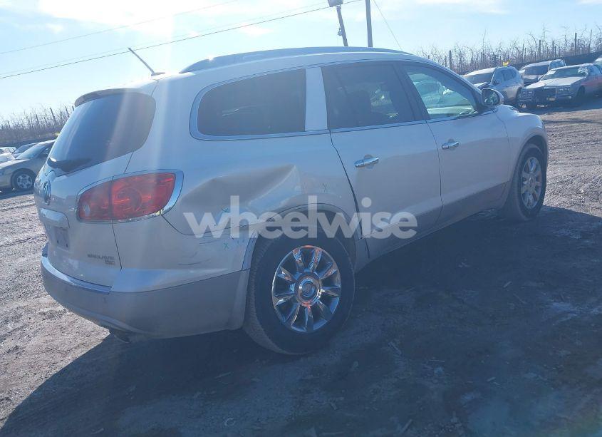 Photo 4 of 2011 Buick Enclave 1XL (VIN 5GAKVBED7BJ326684)