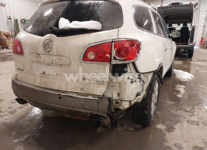 Photo 6 of 2011 Buick Enclave 1XL (VIN 5GAKVBED8BJ380463)