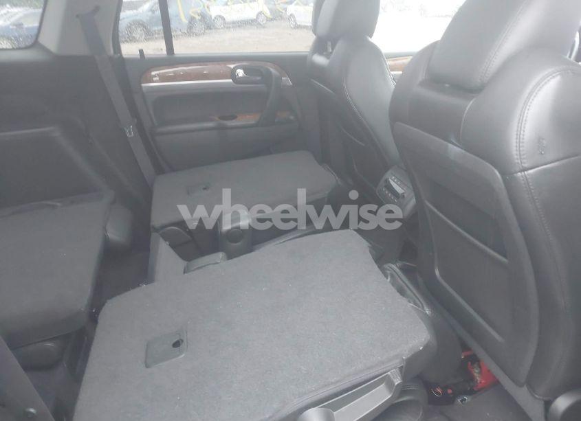 Photo 8 of 2011 Buick Enclave 1XL (VIN 5GAKVBED8BJ405216)