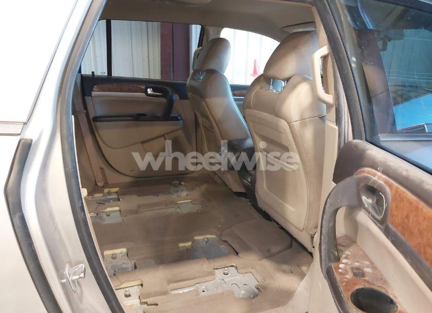 Photo 8 of 2011 Buick Enclave 1XL (VIN 5GAKVBED9BJ364756)