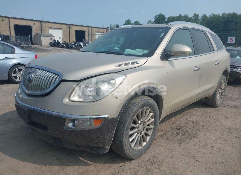 Photo 2 of 2011 Buick Enclave 1XL (VIN 5GAKVBED9BJ419268)