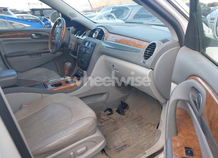 Photo 5 of 2011 Buick Enclave 1XL (VIN 5GAKVBEDXBJ339249)