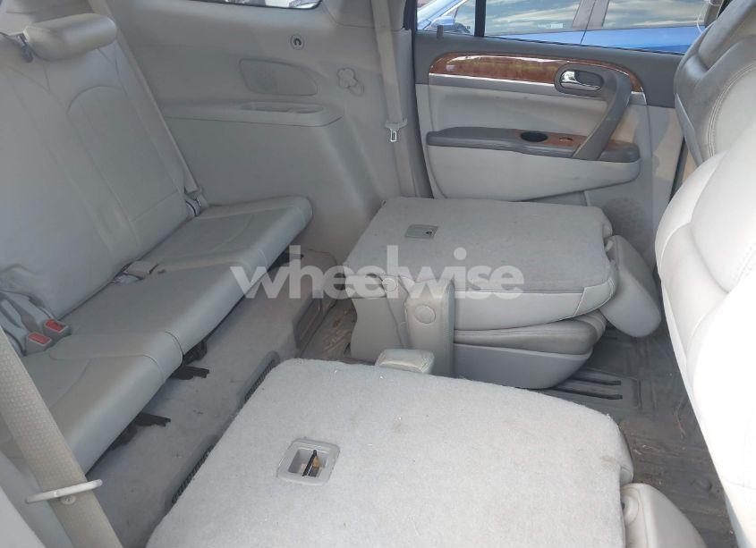 Photo 8 of 2011 Buick Enclave 1XL (VIN 5GAKVBEDXBJ339249)