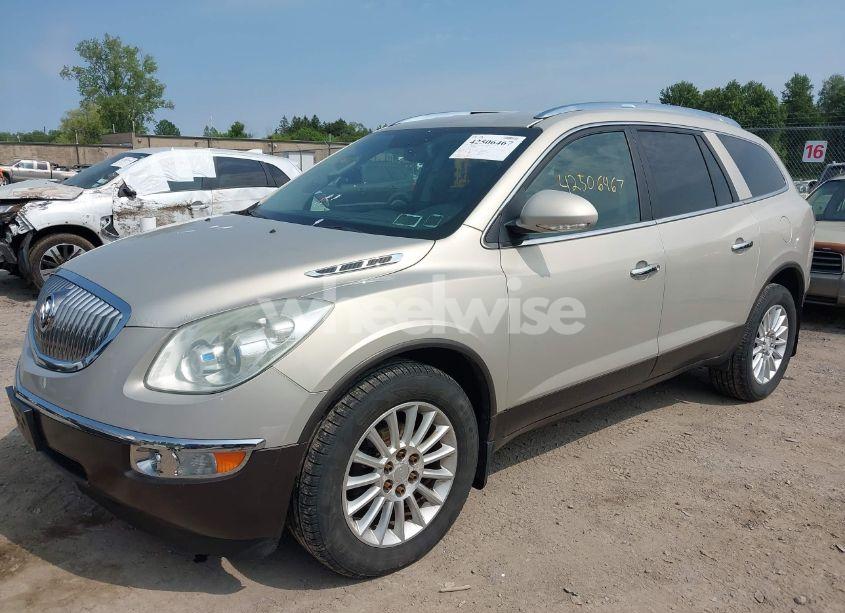 Photo 2 of 2011 Buick Enclave 1XL (VIN 5GAKVBEDXBJ344807)