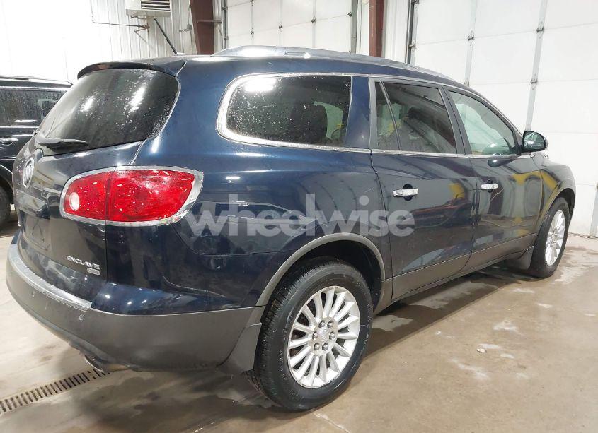 Photo 4 of 2011 Buick Enclave 1XL (VIN 5GAKVBEDXBJ413172)