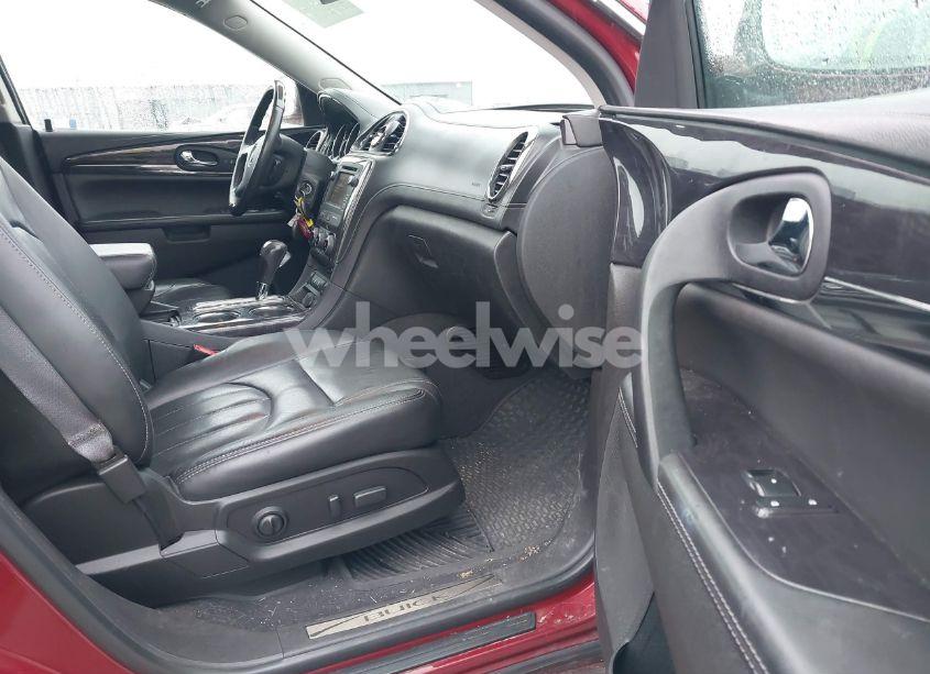 Photo 5 of 2015 Buick Enclave (VIN 5GAKVBKD0FJ339996)