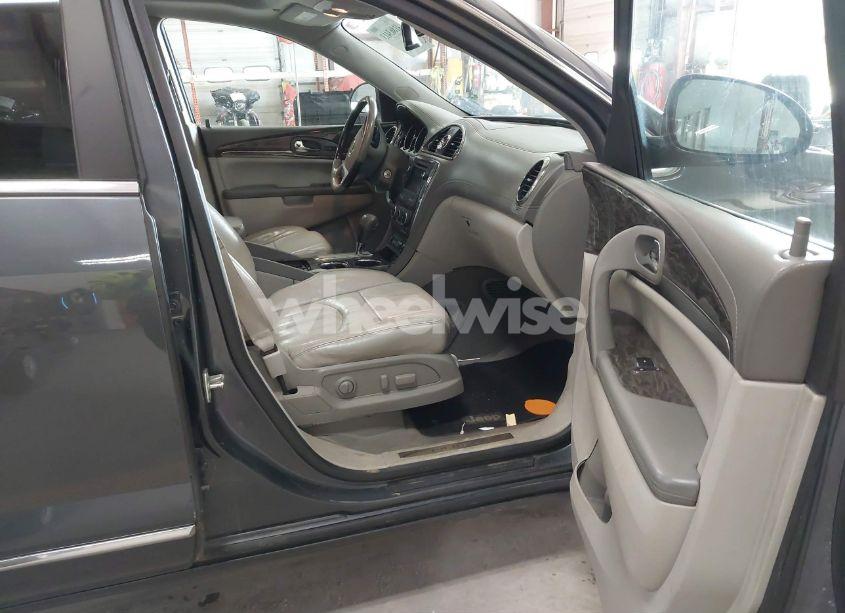 Photo 5 of 2014 Buick Enclave LEATHER (VIN 5GAKVBKD5EJ276876)