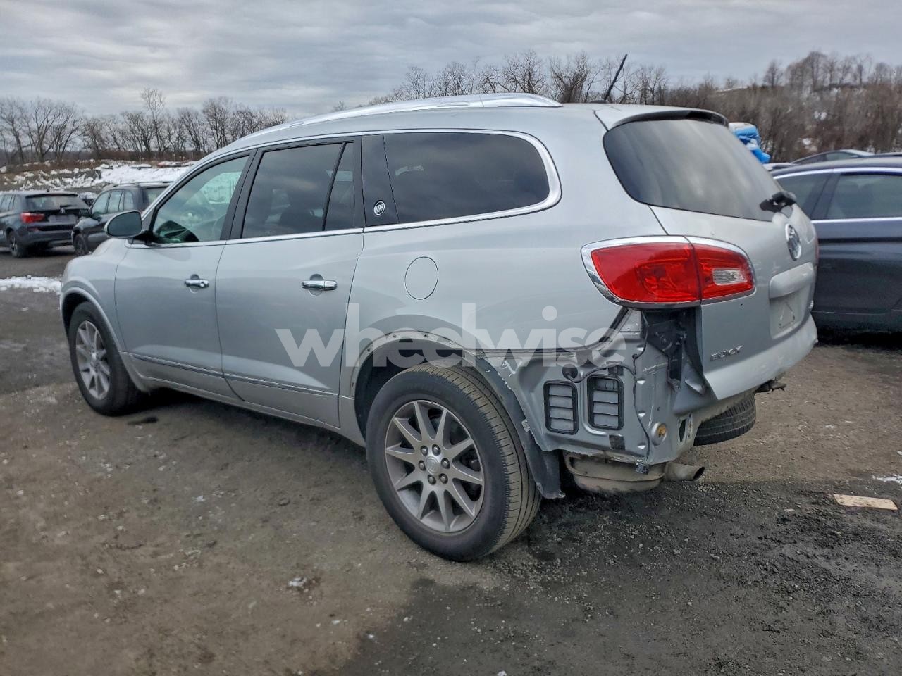Photo 2 of 2015 BUICK ENCLAVE (VIN 5GAKVBKD5FJ374369)