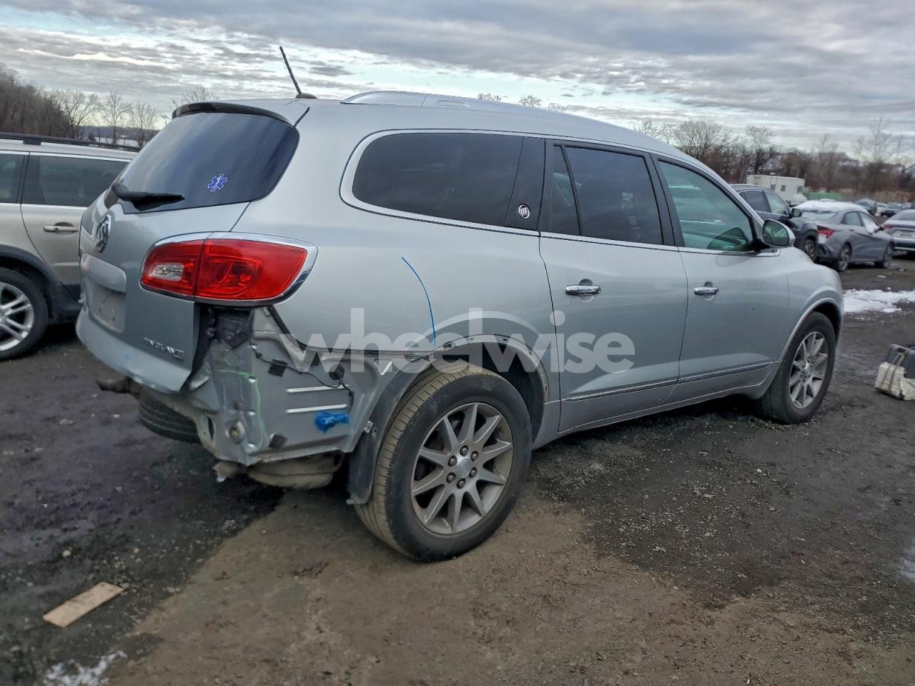 Photo 3 of 2015 BUICK ENCLAVE (VIN 5GAKVBKD5FJ374369)