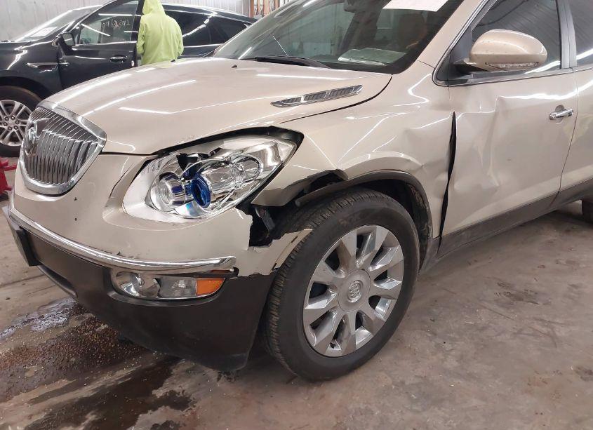 Photo 6 of 2011 Buick Enclave 2XL (VIN 5GAKVCED0BJ261036)