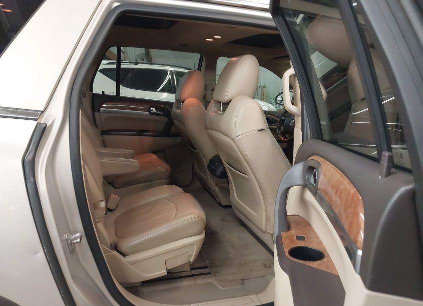 Photo 8 of 2011 Buick Enclave 2XL (VIN 5GAKVCED0BJ261036)