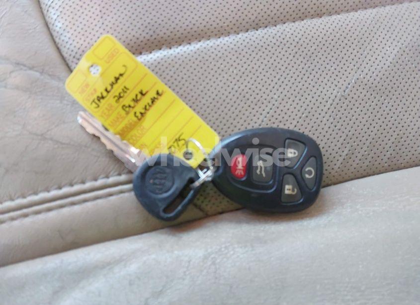 Photo 11 of 2011 Buick Enclave 2XL (VIN 5GAKVCED0BJ285336)