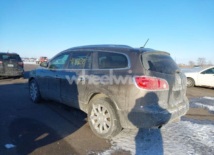 Photo 3 of 2011 Buick Enclave 2XL (VIN 5GAKVCED0BJ285336)