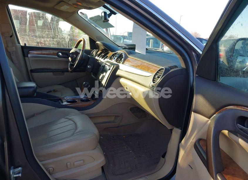 Photo 5 of 2011 Buick Enclave 2XL (VIN 5GAKVCED0BJ285336)