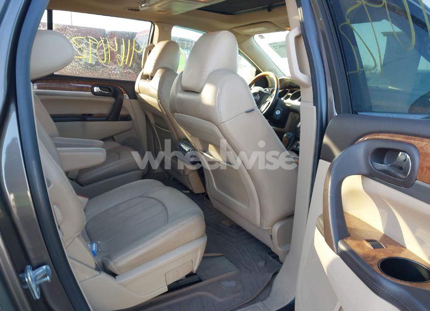 Photo 8 of 2011 Buick Enclave 2XL (VIN 5GAKVCED0BJ285336)