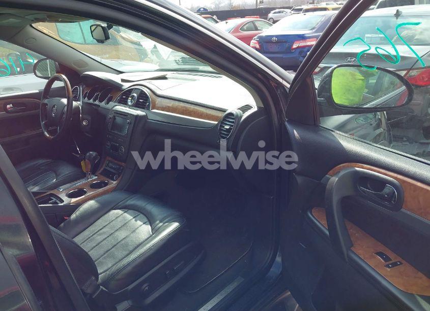 Photo 5 of 2011 Buick Enclave 2XL (VIN 5GAKVCED1BJ283773)