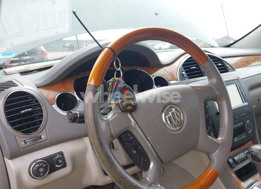 Photo 11 of 2011 Buick Enclave 2XL (VIN 5GAKVCED1BJ328758)