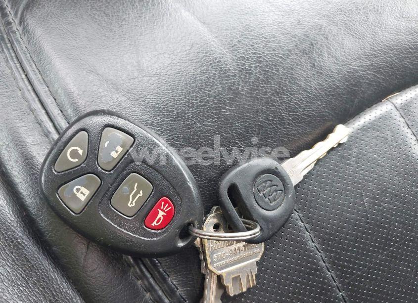 Photo 11 of 2011 Buick Enclave 2XL (VIN 5GAKVCED2BJ214591)