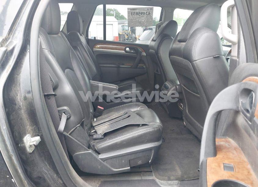 Photo 8 of 2011 Buick Enclave 2XL (VIN 5GAKVCED2BJ214591)