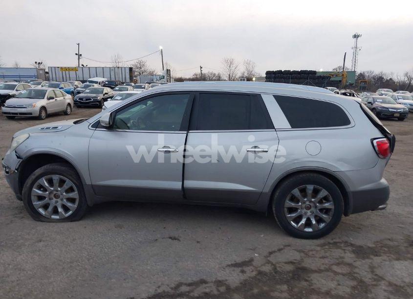 Photo 13 of 2011 Buick Enclave 2XL (VIN 5GAKVCED2BJ362868)
