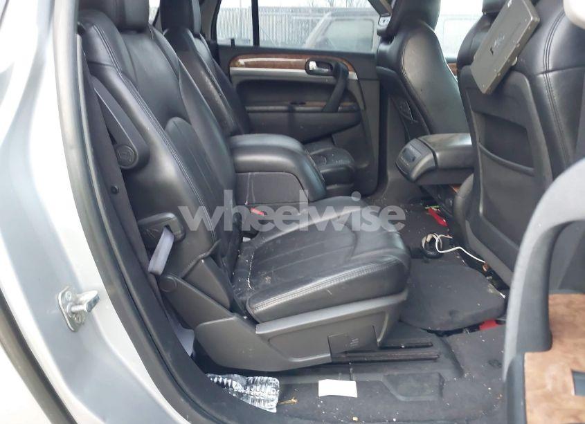 Photo 8 of 2011 Buick Enclave 2XL (VIN 5GAKVCED2BJ362868)