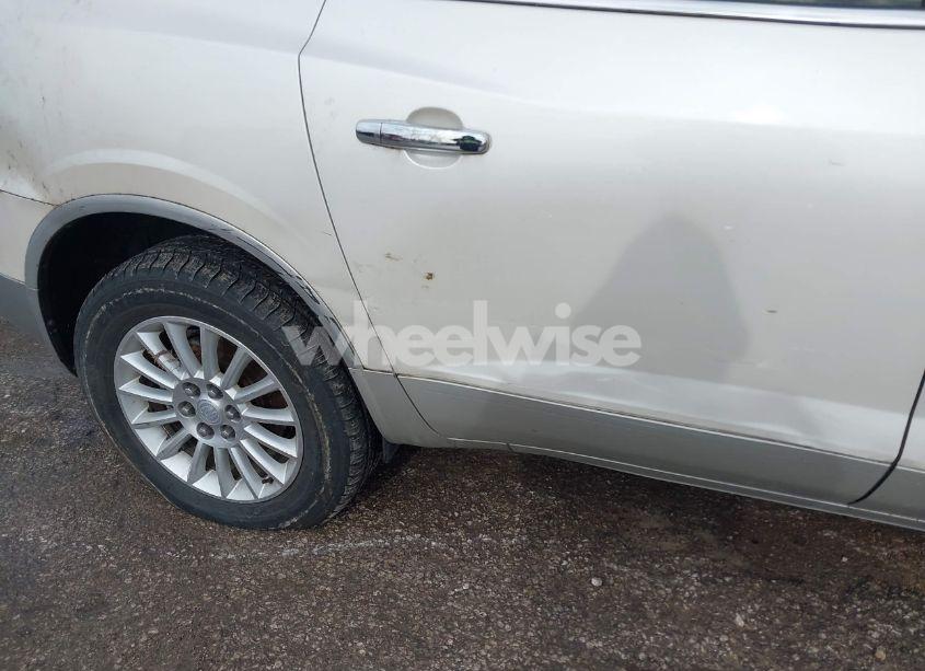 Photo 6 of 2012 Buick Enclave LEATHER (VIN 5GAKVCED2CJ422990)