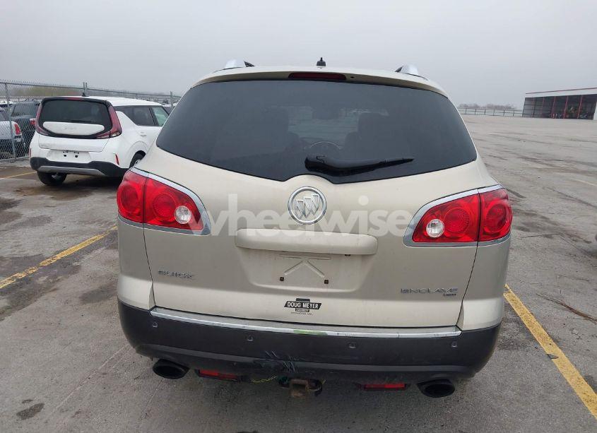 Photo 6 of 2012 Buick Enclave (VIN 5GAKVCED3CJ277362)