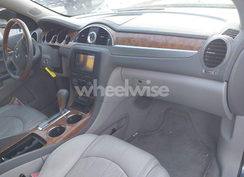 Photo 5 of 2011 Buick Enclave 2XL (VIN 5GAKVCED6BJ293876)