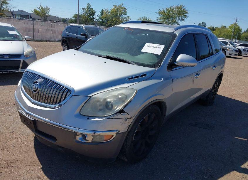 Photo 2 of 2011 Buick Enclave 2XL (VIN 5GAKVCED7BJ392657)