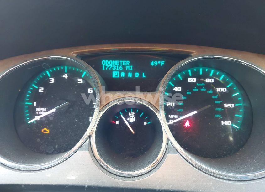 Photo 7 of 2011 Buick Enclave 2XL (VIN 5GAKVCED9BJ344397)