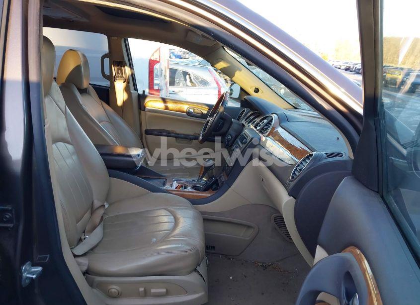 Photo 5 of 2011 Buick Enclave 2XL (VIN 5GAKVCEDXBJ103366)