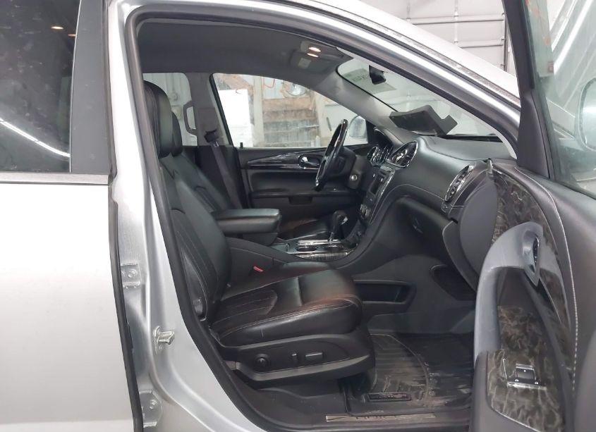 Photo 5 of 2013 Buick Enclave LEATHER (VIN 5GAKVCKD2DJ184435)