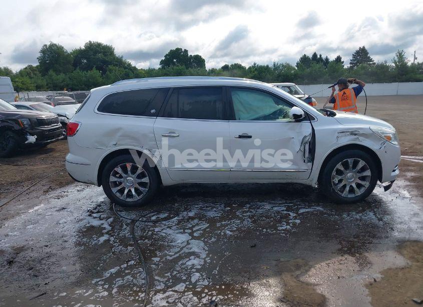 Photo 13 of 2016 Buick Enclave PREMIUM (VIN 5GAKVCKD9GJ191936)