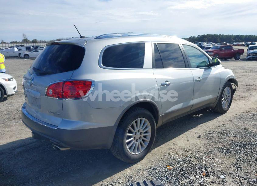 Photo 4 of 2010 Buick Enclave CX (VIN 5GALRAED9AJ115746)