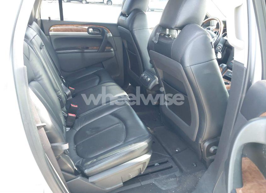 Photo 8 of 2010 Buick Enclave CX (VIN 5GALRAED9AJ115746)