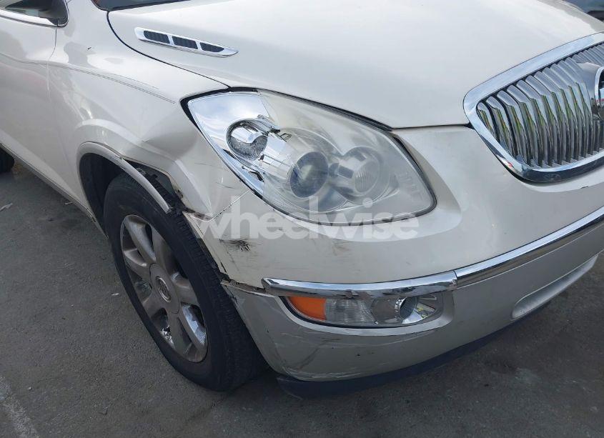 Photo 6 of 2010 Buick Enclave 1XL (VIN 5GALRBED0AJ190843)