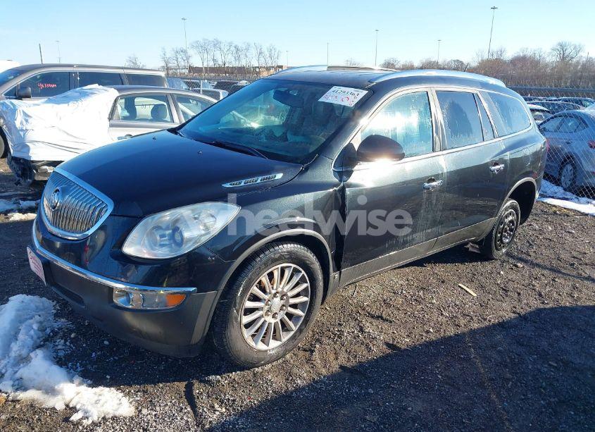 Photo 2 of 2010 Buick Enclave 1XL (VIN 5GALRBED1AJ114547)