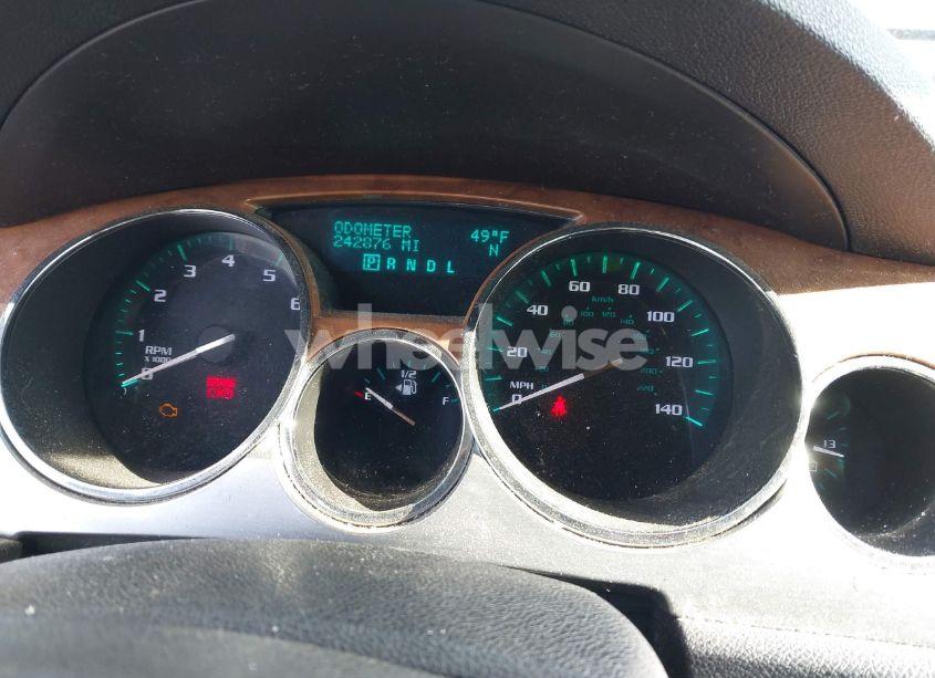 Photo 7 of 2010 Buick Enclave 1XL (VIN 5GALRBED1AJ114547)