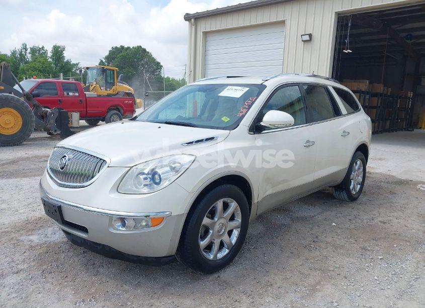 Photo 6 of 2010 Buick Enclave 1XL (VIN 5GALRBED1AJ256137)