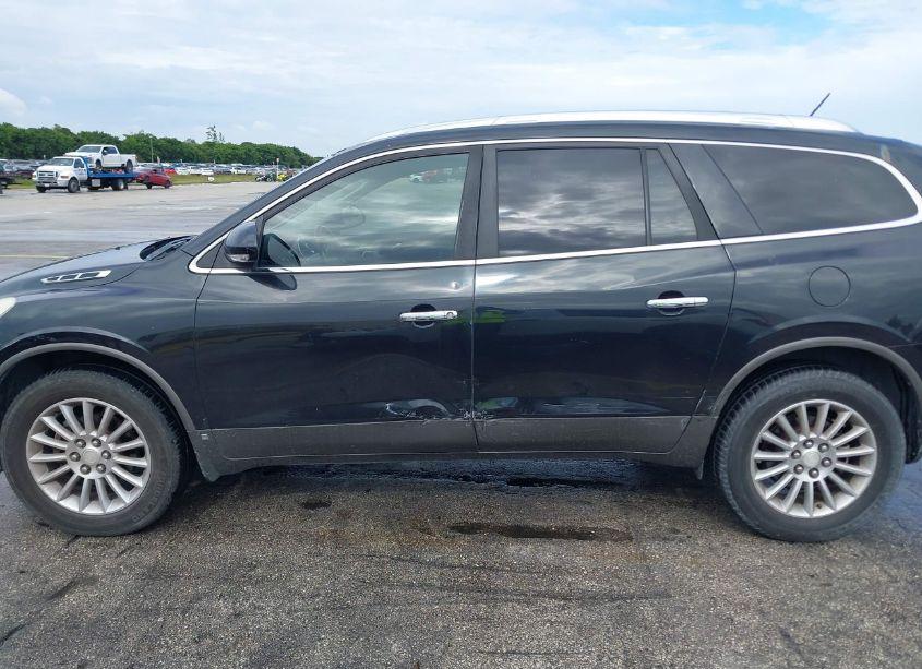 Photo 6 of 2010 Buick Enclave 1XL (VIN 5GALRBED4AJ125204)