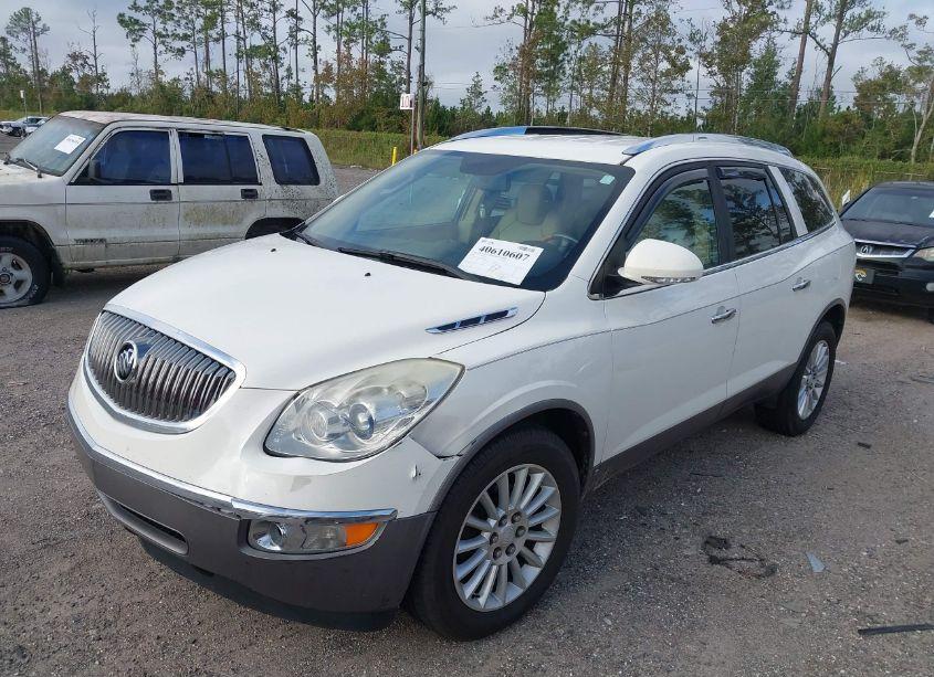Photo 2 of 2010 Buick Enclave 1XL (VIN 5GALRBED7AJ143504)