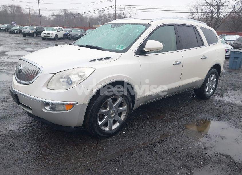 Photo 2 of 2010 Buick Enclave 1XL (VIN 5GALRBED7AJ190483)