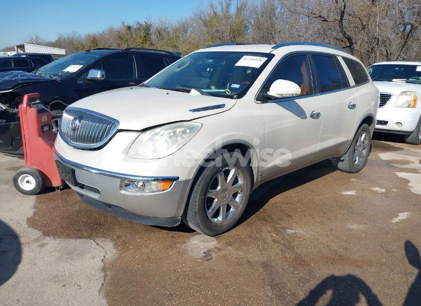 Photo 2 of 2010 Buick Enclave 1XL (VIN 5GALRBED8AJ149196)