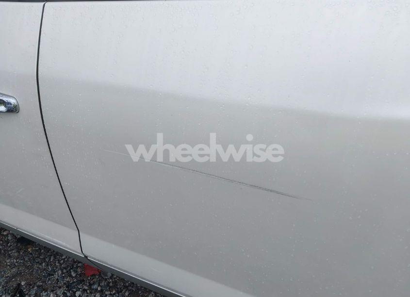 Photo 6 of 2010 Buick Enclave 1XL (VIN 5GALRBED9AJ114487)