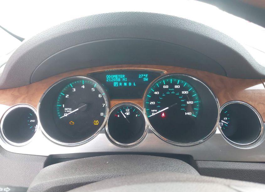 Photo 7 of 2010 Buick Enclave 1XL (VIN 5GALRBED9AJ179260)