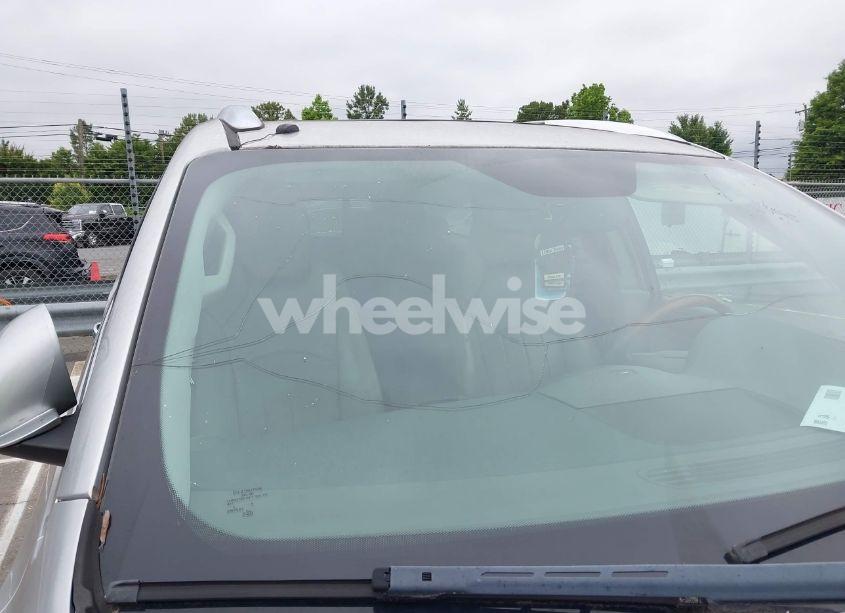 Photo 6 of 2010 Buick Enclave 1XL (VIN 5GALRBEDXAJ104776)