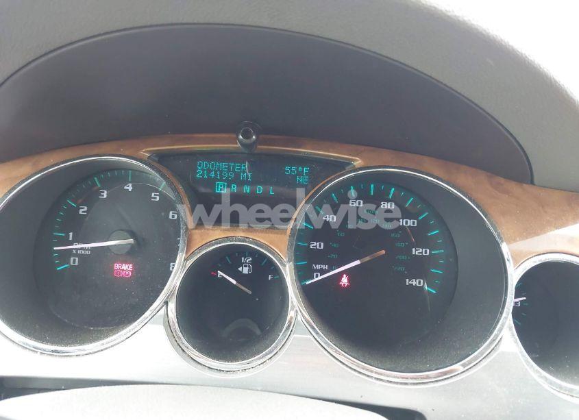 Photo 7 of 2010 Buick Enclave 1XL (VIN 5GALRBEDXAJ104776)